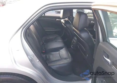 2012 Chrysler 300 Limited z USA, uszkodzony, nr VIN 2C3CCACG8CH175524